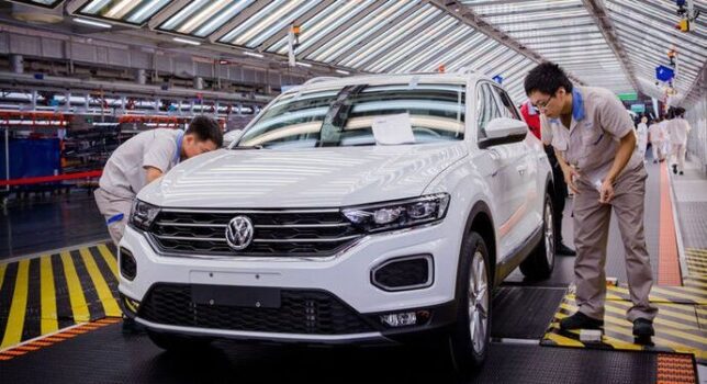 Ökoreeglite järgimiseks ostab  Volkswagen välja Teslal Hiinas olevad laenud
